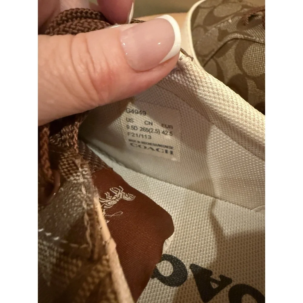 COACH CLIP LOW LOGO SNEAKERS G4949 KHAKI/SADDLE SIZE 9.5D 168$‎